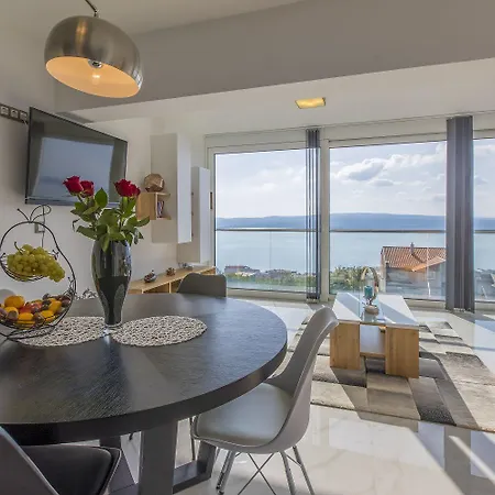 Apartment Panoramaussicht Und Whirlpool Im Exklusiven Viertel Crikvenica