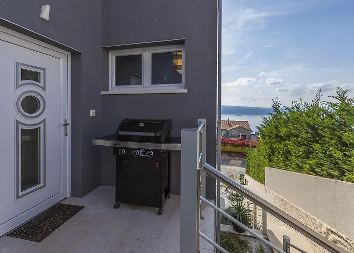 Panoramaussicht Und Whirlpool Im Exklusiven Viertel 公寓 茨里克韦尼察