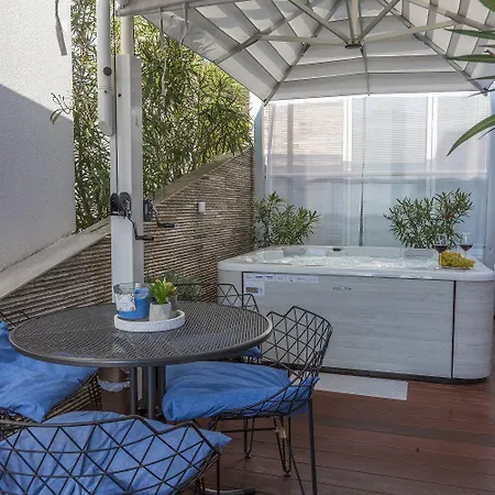 Panoramaussicht Und Whirlpool Im Exklusiven Viertel *